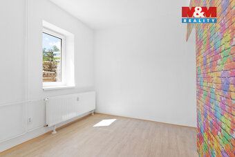 We offer for sale a cozy apartment with an area of 2+kk in a brick house in Děčín city center…