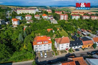 Nabízíme k prodeji mezonetový byt 4+1 o užitné ploše 125 m²,