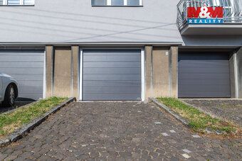 Nabízíme k prodeji mezonetový byt 4+1 o užitné ploše 125 m²,