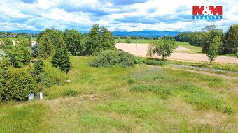 Nabízíme k prodeji pozemek k bydlení o výměře 1087m², nacház