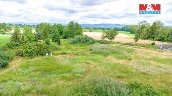 Nabízíme k prodeji pozemek k bydlení o výměře 1087m², nacház
