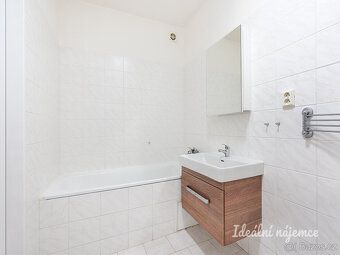 K dlouhodobému podnájmu Vám nabízíme útulný, moderně zařízen