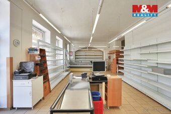Nabízíme prostory 110 m2 v samém historickém centru na pěší 