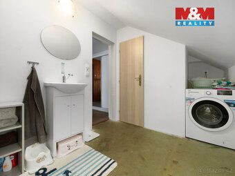 We offer for sale a detached family house in a sought-after location of the village of…