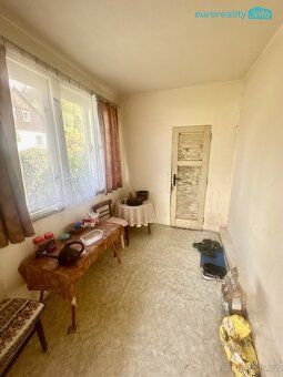 We offer for sale a family house located in a beautiful place of the town of Kraslice with fantastic views.
