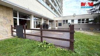We offer for sale an established commercial property of total usable area 730 m², currently…