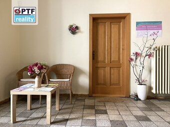 Ref #5903 We offer for rent representative administrative commercial space of 59.8 m² in the…