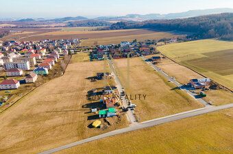 Modern Family House 4+kk+G on Land Plot of 798 m² – Janovice nad Úhlavou