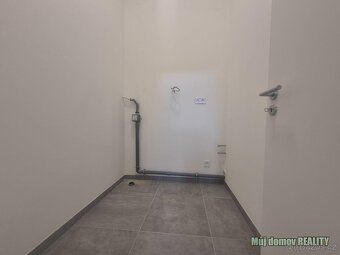 Pronájem obchodního prostoru 88 m and sup2; Praha 3, Žižkov 