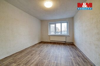 Nabízíme k prodeji bytovou jednotku 2+1 aktuálně upravenou n