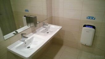 We offer an office space for rent measuring 41.80 sqm