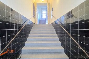 Nabízíme k prodeji prostorný byt 2+1 s užitnou plochou 76 m²