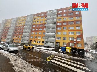 Nabízíme k prodeji družstevní byt 3+1 se zasklenou lodžií v 