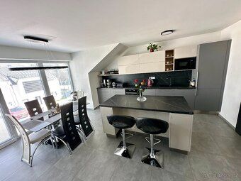 Nabízím k prodeji výjímečný byt 3+kk 84m2, který se nachází 
