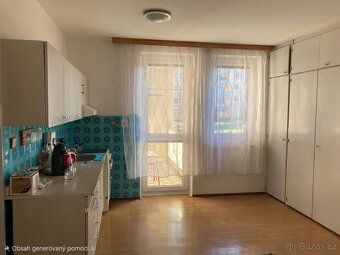 Sell pretty sunny 3BR apartment in Boskovice.Size of apartment is 100