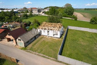 We offer for sale a new family house 4+kk, 98 sqm, plot 468 sqm, Zdětín near Benátky nad Jizerou