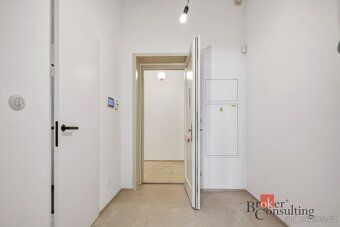 Zámecký byt v moderním kabátěZámecké zahrady Jince.
Unikátní