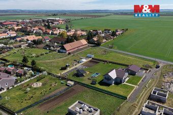 We offer a turnkey modern family house project of layout