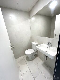 PRONAJEM BYTU 1+KK, PRAHA 9 - VYSOČANY
Nabízíme k pronájmu k