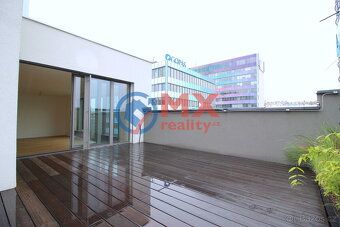 I offer for sale an apartment 5+kk with terrace + 2 parking spaces in a house owned privately.