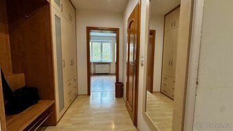 We offer for rent a spacious and bright apartment 3+KK of size 