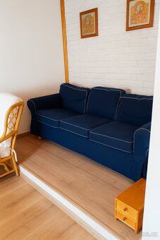 For sale is a cottage in the village of Pohleď with an area of 132 m².
