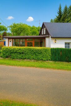 For sale is a cottage in the village of Pohleď with an area of 132 m².