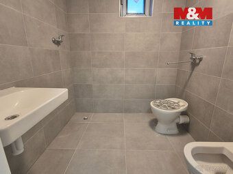 For rent newly built commercial space of size 128 sqm in Prague - west