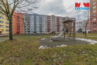 We offer for rent an apartment 1+kk of 29 m² in a quiet part of Karvina-Sumbark.