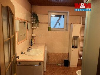 We offer for sale a spacious family house in a quiet part of the village