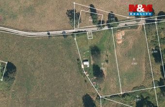 We offer for sale a unique plot of land measuring 2451 m² designated