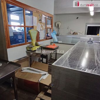 Real Estate Agency Realit.cz offers rental of large commercial area on Dělnická Street in…