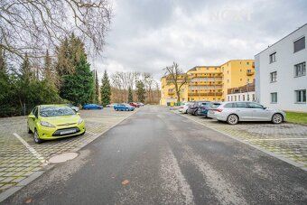 We offer for rent 8 parking spaces in the new construction area