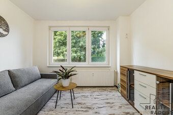 Nabízíme k prodeji prostorný byt 3 + 1 ve vyhledávané lokali