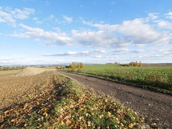 We offer for sale former gunpowder warehouse located in Libiny near Jaromer.