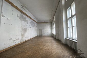 Prodej zajímavé nemovitosti - bývalá synagoga s velkým sálem