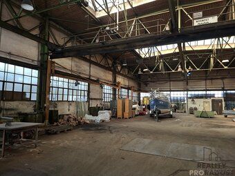 Rental of warehouse or production space approx.