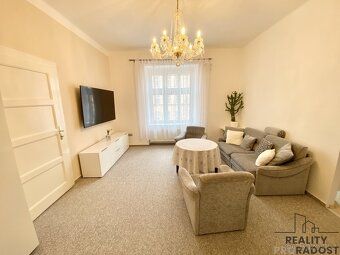 We offer for rent a very nice, brick apartment with loggia in 