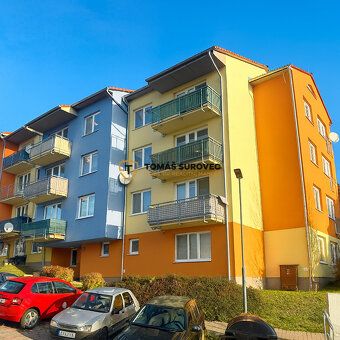 Nabízíme k pronájmu prostorný byt 3+kk o velikosti 80 m² v m
