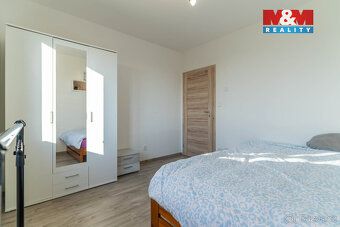 We exclusively offer an exceptional family house with 7+1 bedrooms in 