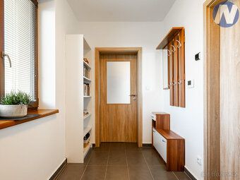 Nabízíme k prodeji výjimečně prostorný apartmán v atraktivní