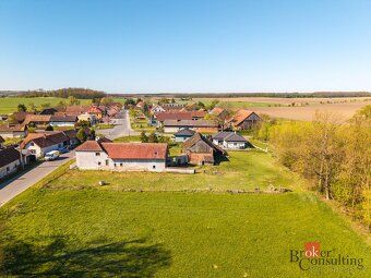 For sale, land/residential, 1049 m2, Podoliby 40, 50315 Kraliky