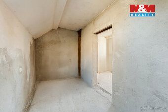 Nabízíme k prodeji prostorný rodinný dům ve fázi výstavby v 