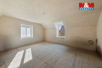 Nabízíme k prodeji prostorný rodinný dům ve fázi výstavby v 