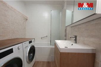 This bright maisonette apartment 4+kk (97 sq m) in Ujezd nad Lesy offers an ideal combination…