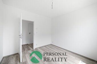Ref. No. 03042 Looking for nice and quiet living while wanting everything within reach?
