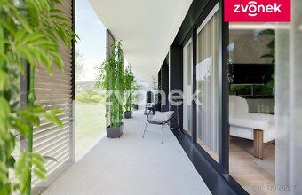 Ev.č. 698846 Nabízíme k prodeji byt 4+kk (A1) v 1. nadzemním