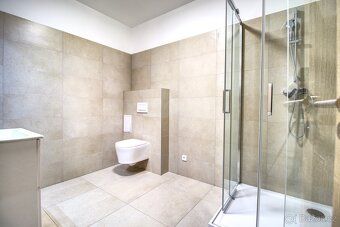 Nabízíme k pronájmu zcela nový byt 2+kk o rozloze 59 m², kte