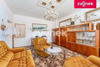 Ev.č. ZL04279 Prodej prostorného rodinného domu s vinným skl