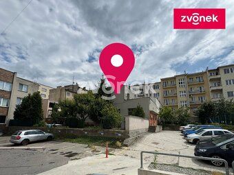 Ev.č. ZL04330 Nabízíme k prodeji dvoupodlažní budovu s čísle
